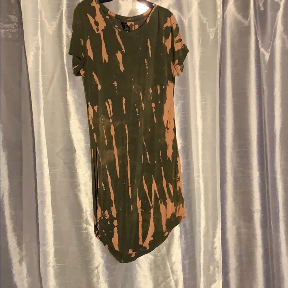 T-shirt dress